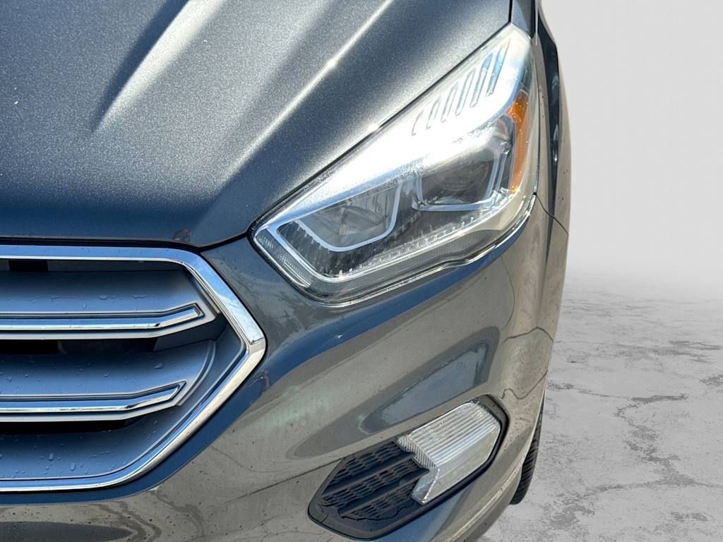 Thumbnail: 2017 Ford Escape - 22