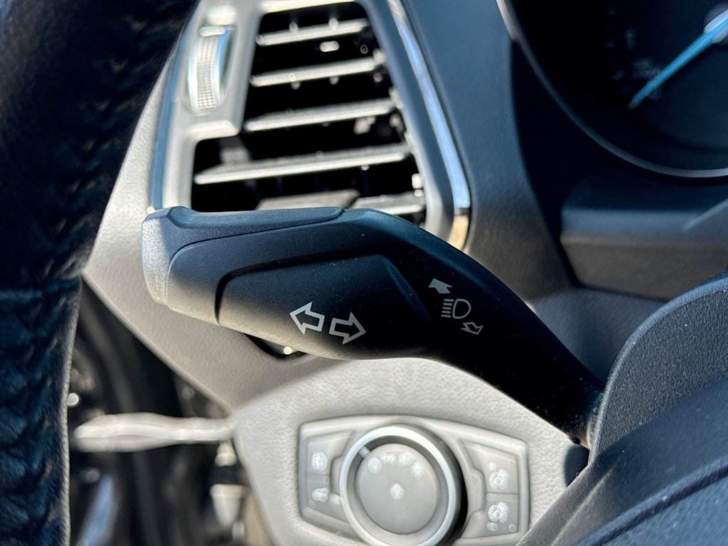 Thumbnail: 2017 Ford Escape - 15