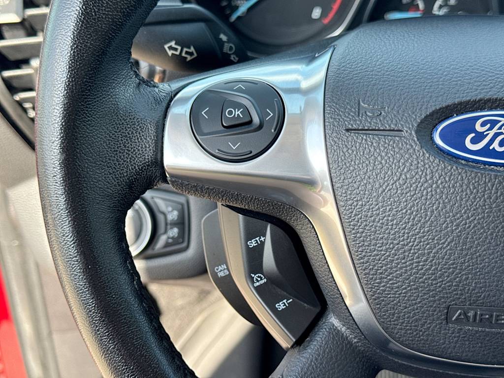 Thumbnail: 2016 Ford Escape - 28