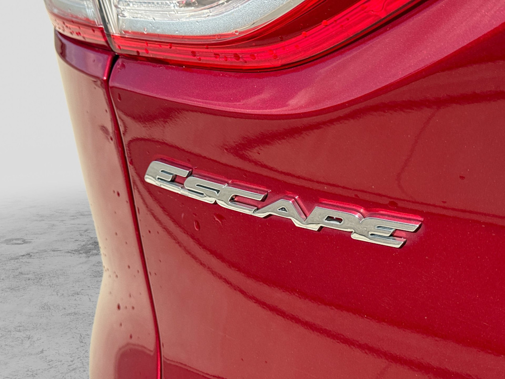 Thumbnail: 2016 Ford Escape - 23