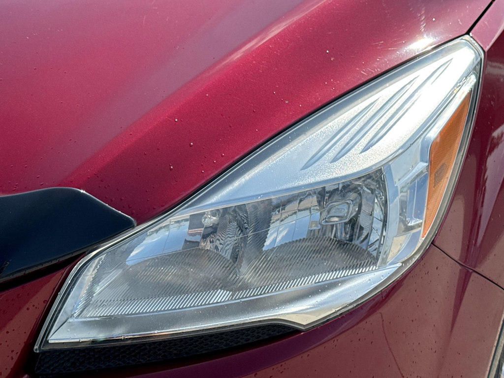 Thumbnail: 2016 Ford Escape - 22