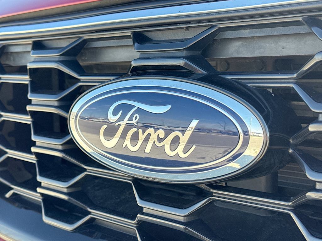 Thumbnail: 2023 Ford Escape - 3