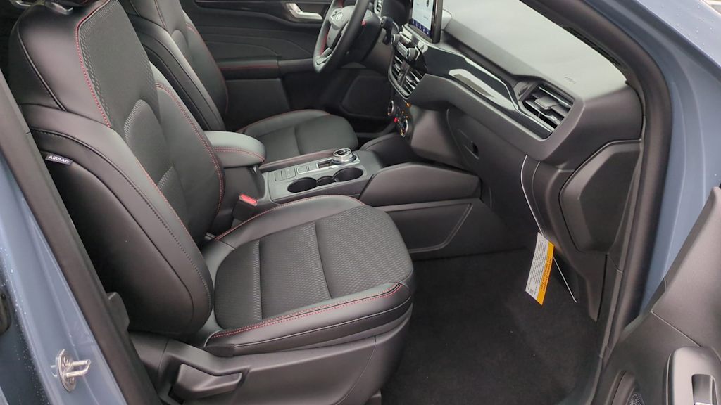 Thumbnail: 2025 Ford Escape - 17