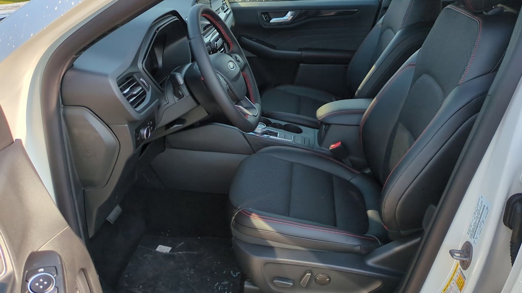 Thumbnail: 2025 Ford Escape - 10