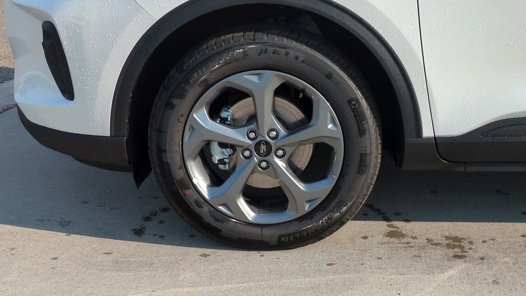 Thumbnail: 2025 Ford Escape - 7