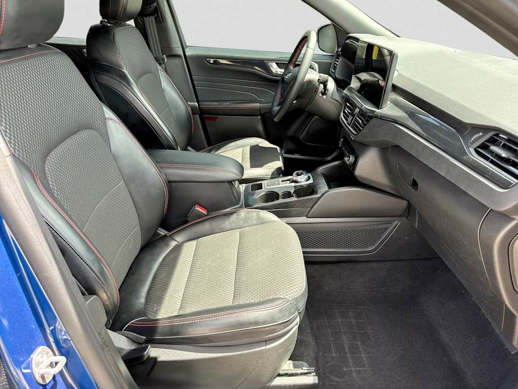 Thumbnail: 2023 Ford Escape - 11
