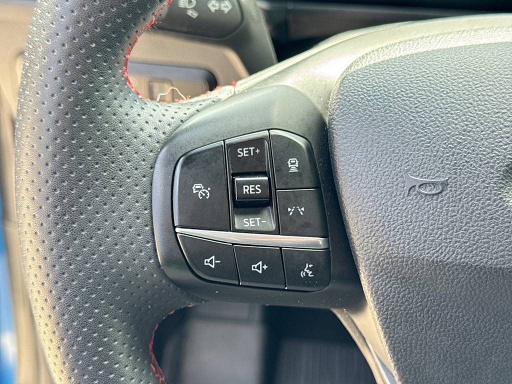 Thumbnail: 2023 Ford Escape - 27