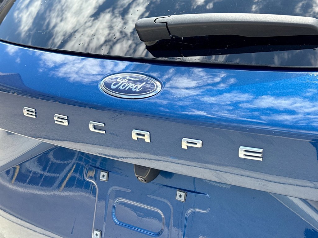 Thumbnail: 2023 Ford Escape - 23