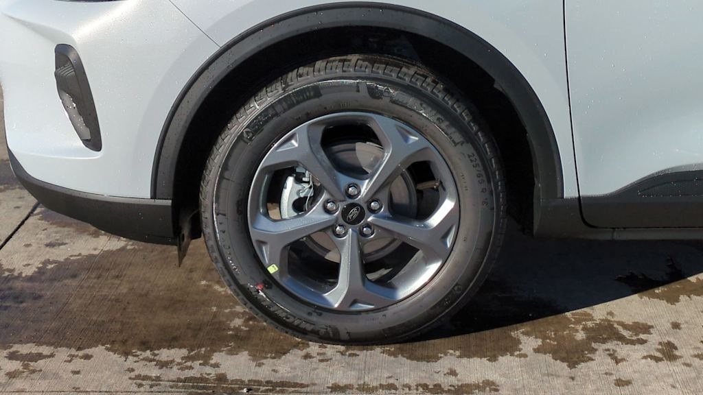 Thumbnail: 2025 Ford Escape - 6