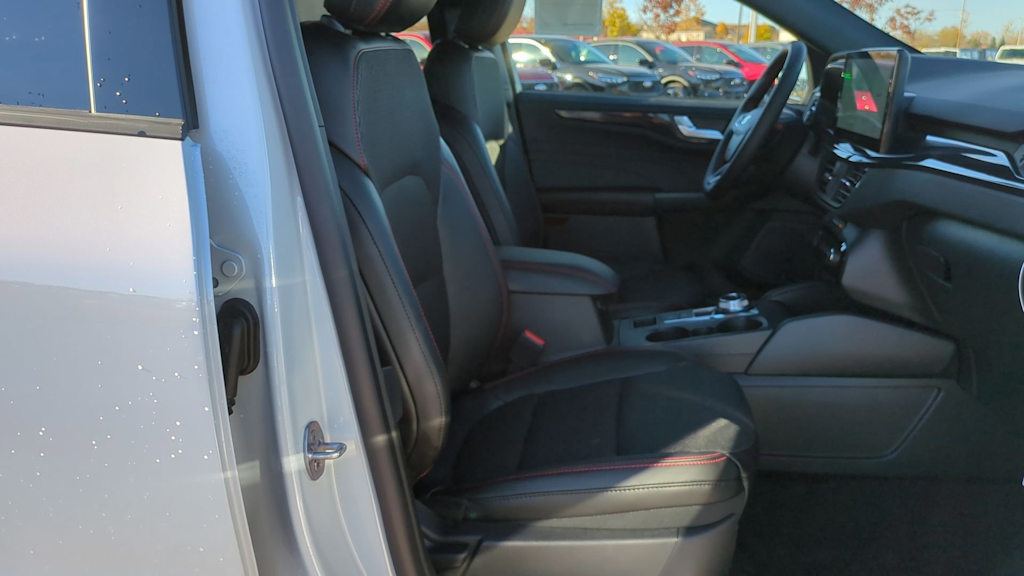 Thumbnail: 2025 Ford Escape - 10