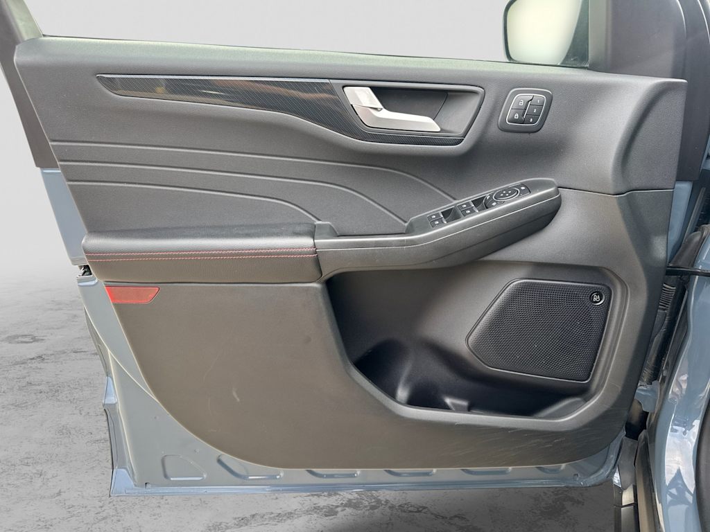 Thumbnail: 2023 Ford Escape - 35