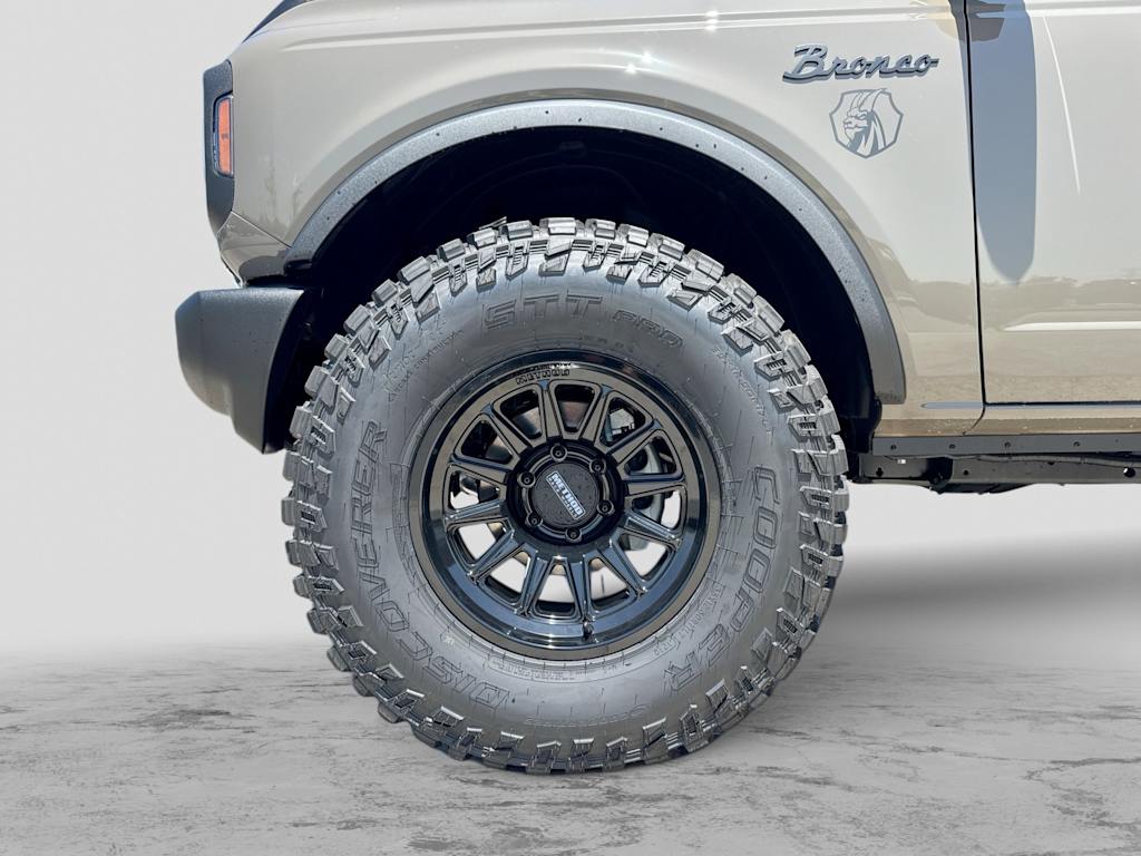 Thumbnail: 2026 Ford Bronco - 7