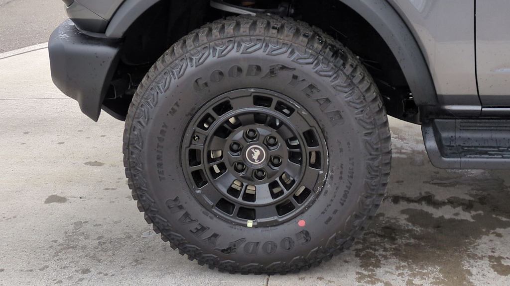 Thumbnail: 2025 Ford Bronco - 8