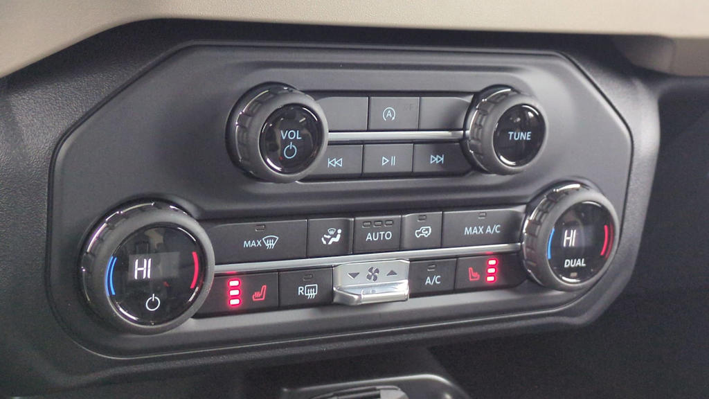 Thumbnail: 2025 Ford Bronco - 30