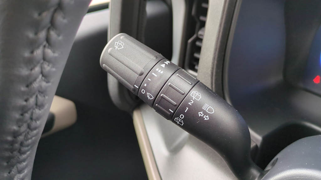 Thumbnail: 2025 Ford Bronco - 15