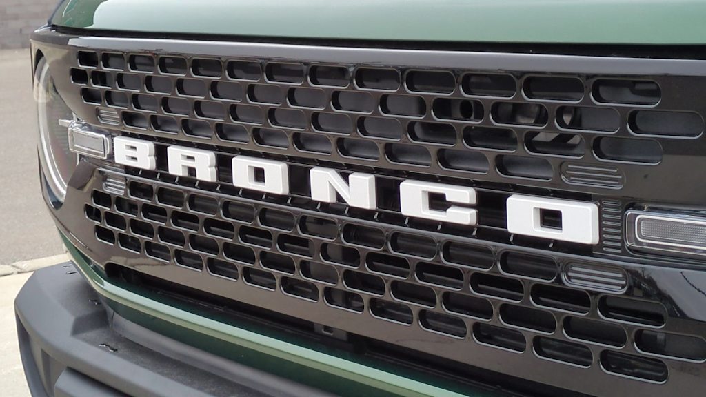 Thumbnail: 2025 Ford Bronco - 7