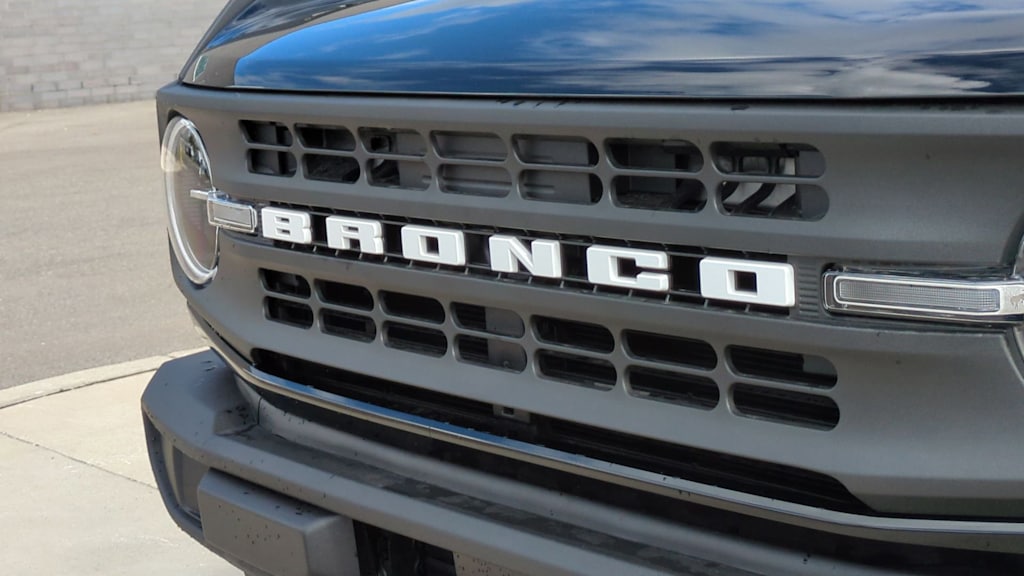 Thumbnail: 2025 Ford Bronco - 7
