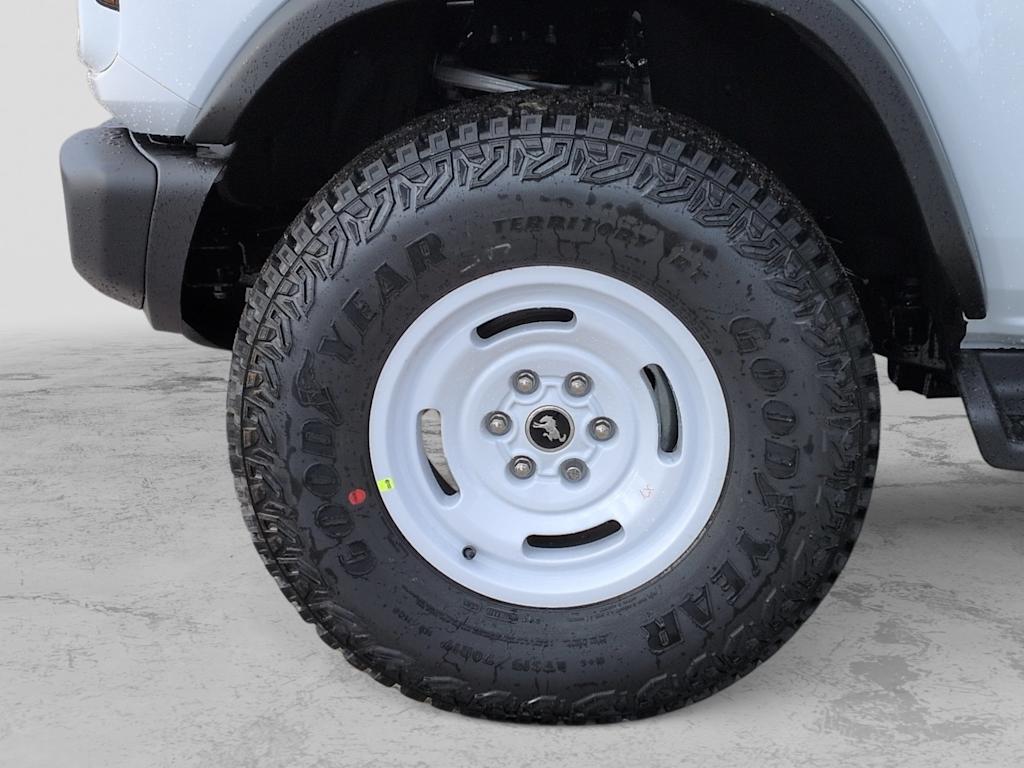 Thumbnail: 2026 Ford Bronco - 6