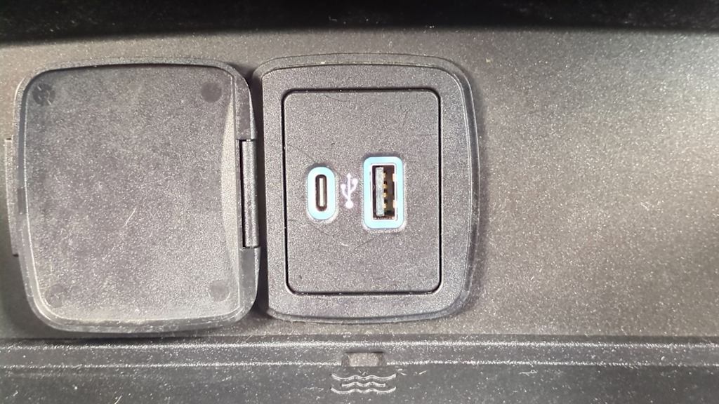 Thumbnail: 2023 Ford Bronco - 31