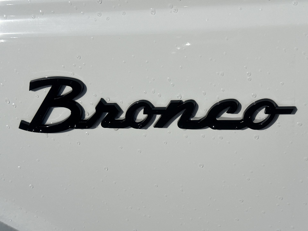Thumbnail: 2023 Ford Bronco - 22