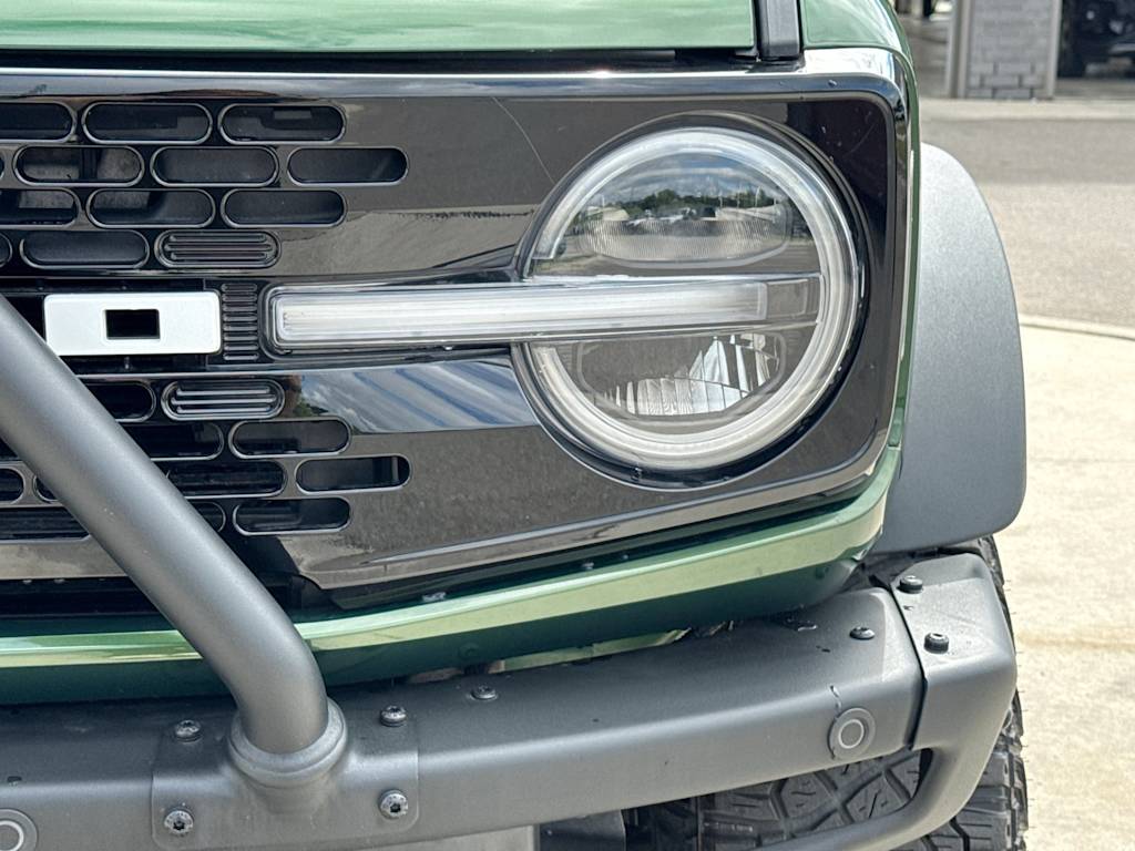 Thumbnail: 2023 Ford Bronco - 14
