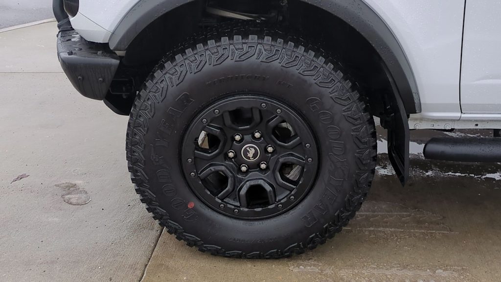 Thumbnail: 2022 Ford Bronco - 8