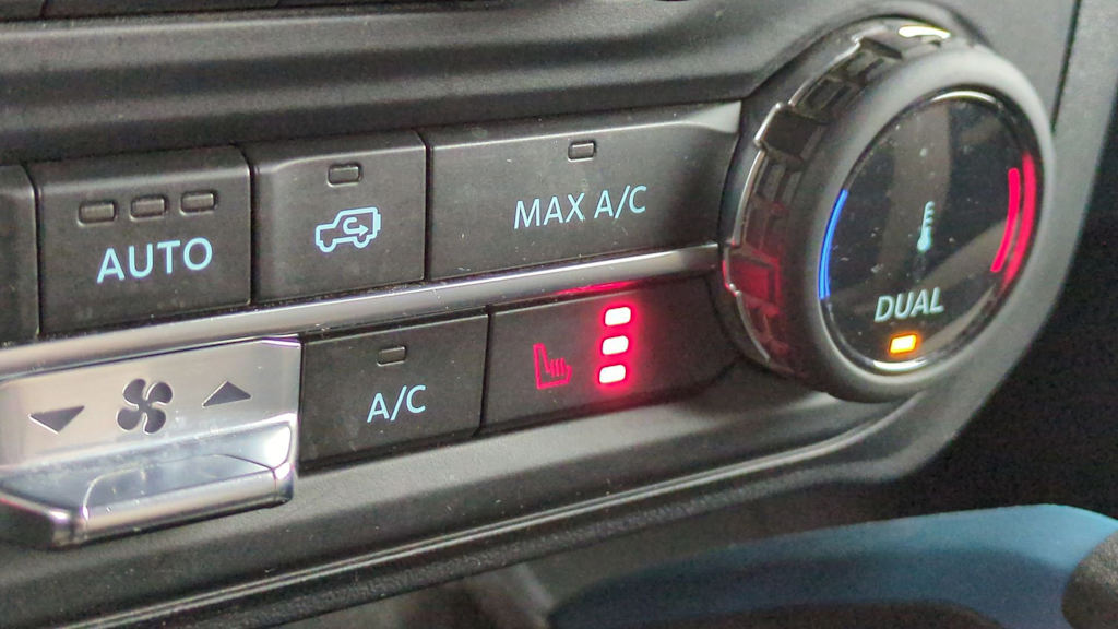 Thumbnail: 2022 Ford Bronco - 36