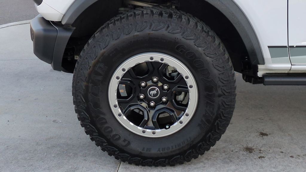 Thumbnail: 2023 Ford Bronco - 8