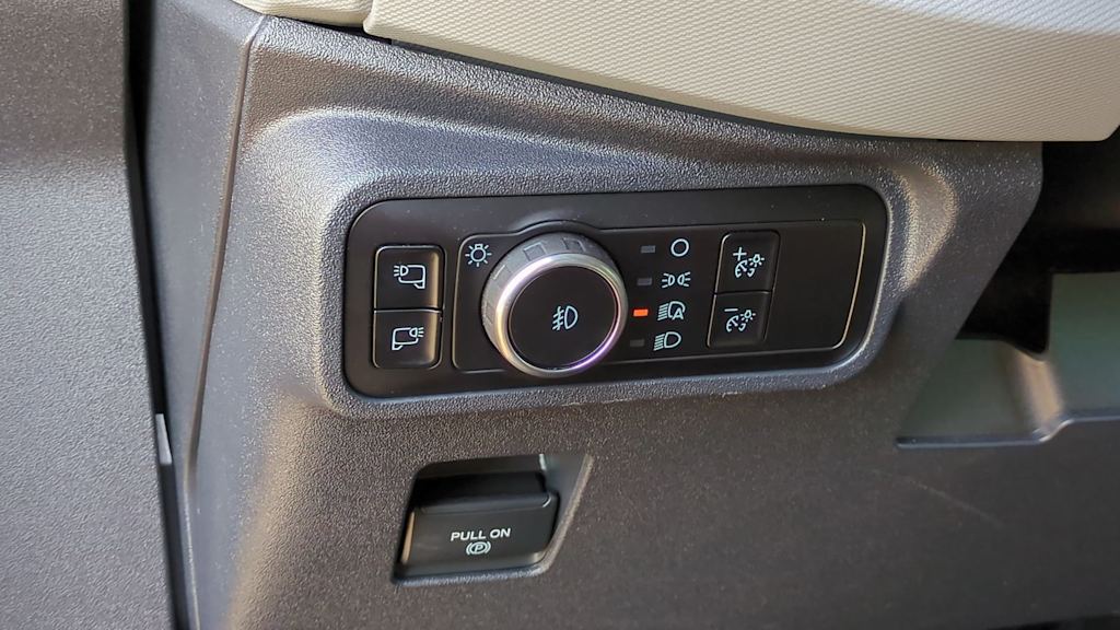 Thumbnail: 2023 Ford Bronco - 24