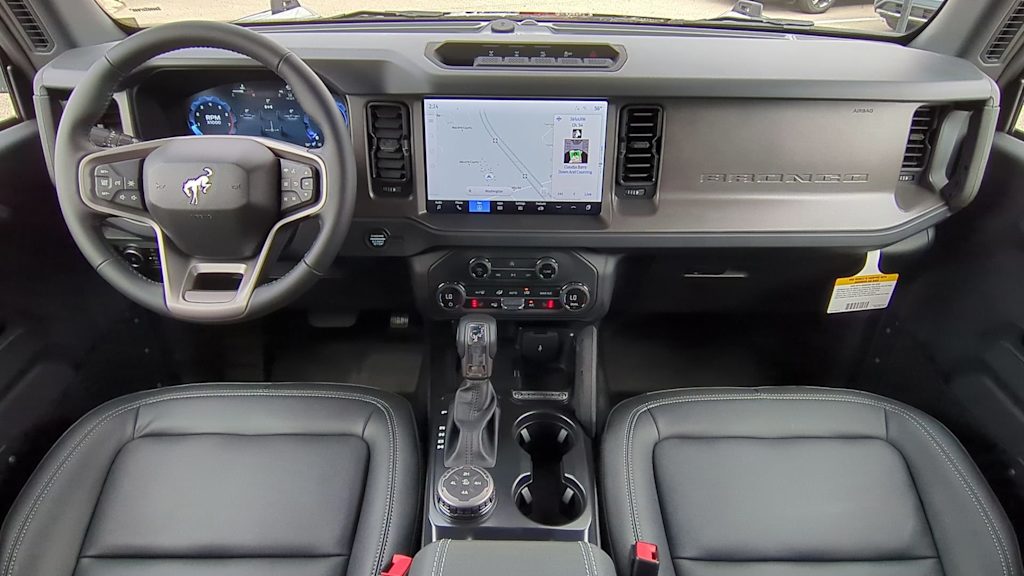 Thumbnail: 2025 Ford Bronco - 2