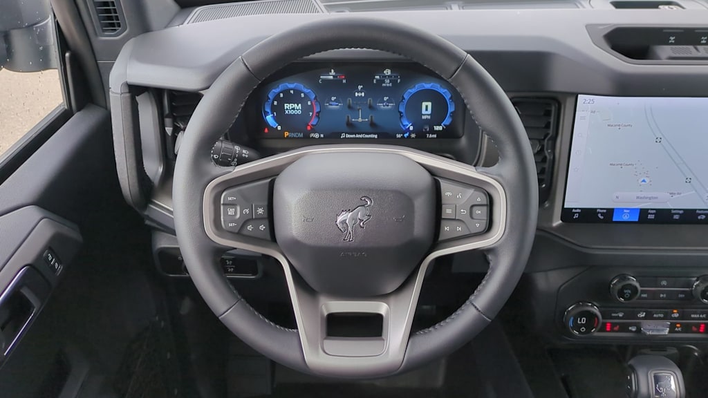 Thumbnail: 2025 Ford Bronco - 9