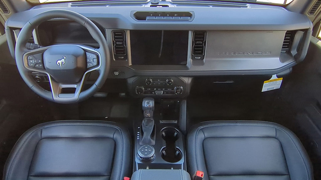 Thumbnail: 2025 Ford Bronco - 2