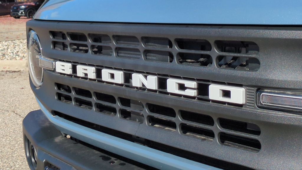Thumbnail: 2025 Ford Bronco - 6