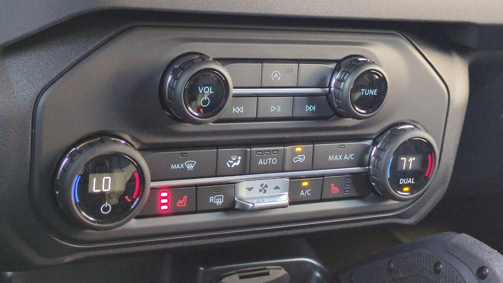 Thumbnail: 2025 Ford Bronco - 31