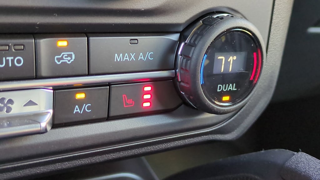 Thumbnail: 2025 Ford Bronco - 34