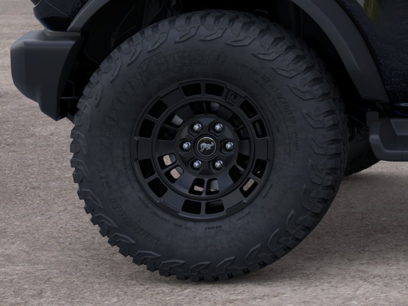 Thumbnail: 2026 Ford Bronco - 5