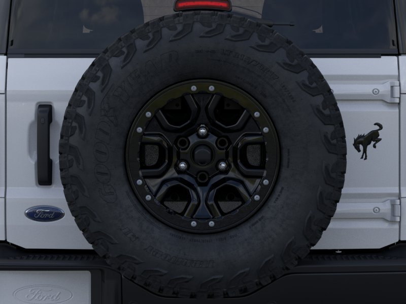 Thumbnail: 2026 Ford Bronco - 5