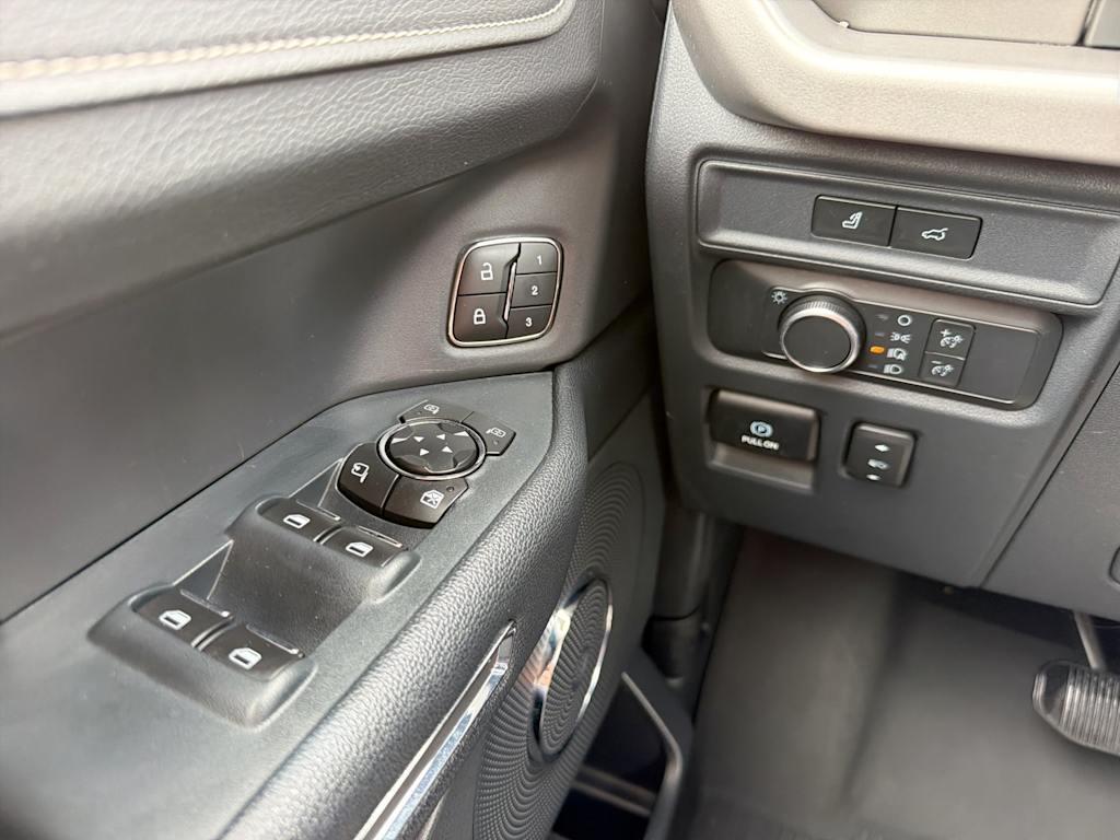 Thumbnail: 2022 Ford Expedition MAX - 23