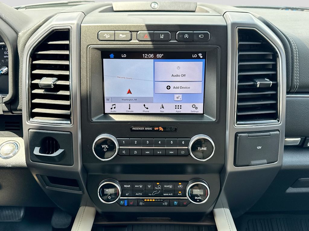 Thumbnail: 2019 Ford Expedition - 14