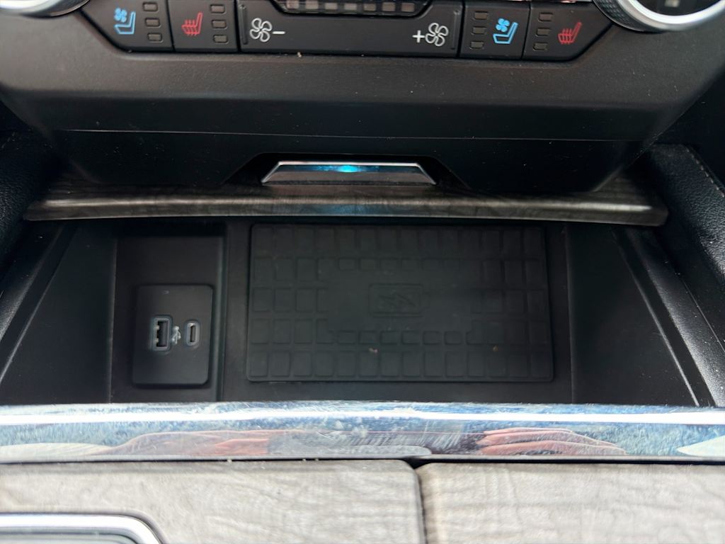 Thumbnail: 2021 Ford Expedition - 16