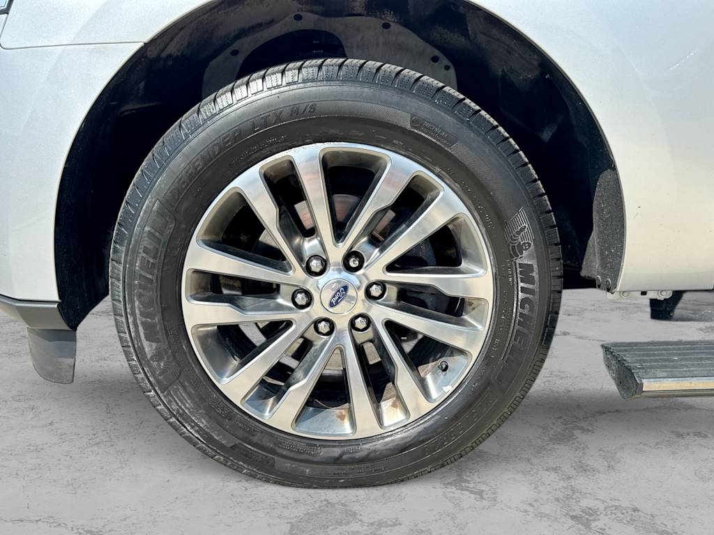 Thumbnail: 2018 Ford Expedition - 8