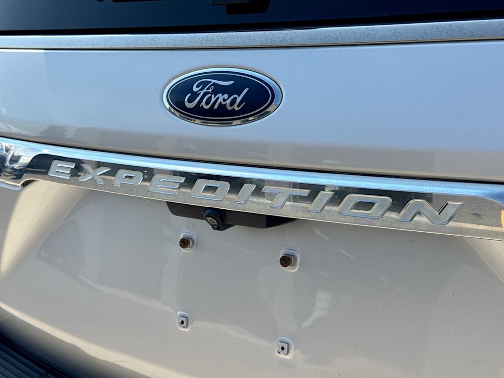 Thumbnail: 2018 Ford Expedition - 24