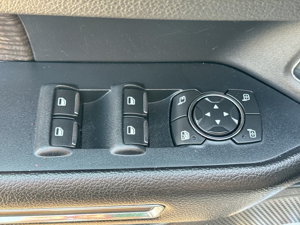 Thumbnail: 2018 Ford Expedition - 25