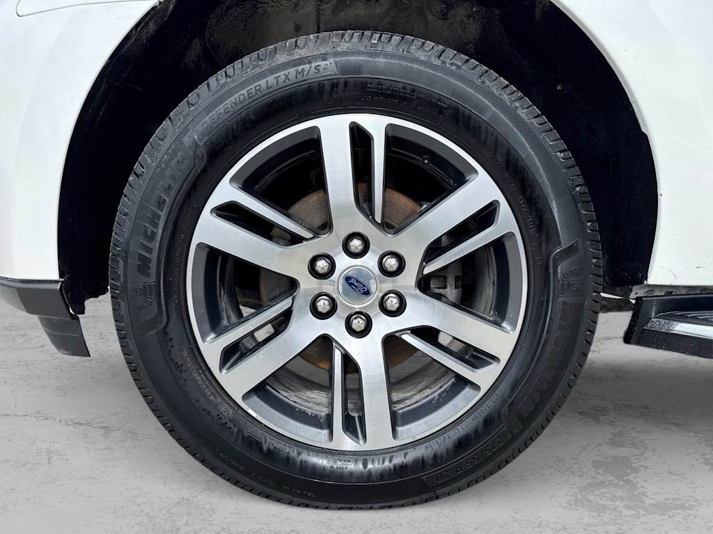 Thumbnail: 2022 Ford Expedition - 5