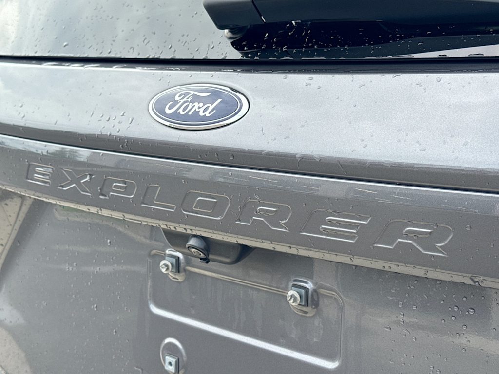 Thumbnail: 2021 Ford Explorer - 24