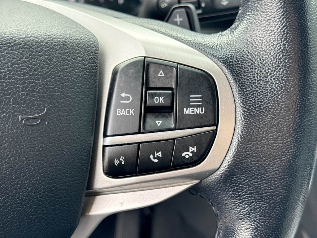 Thumbnail: 2021 Ford Explorer - 31