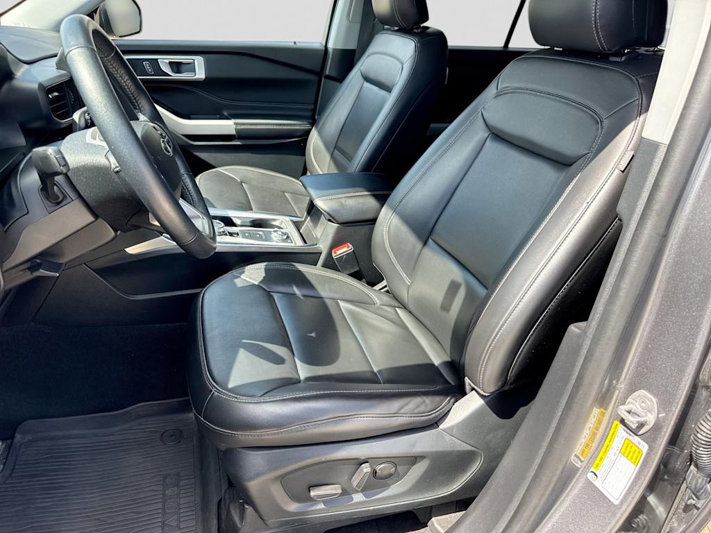 Thumbnail: 2022 Ford Explorer - 10