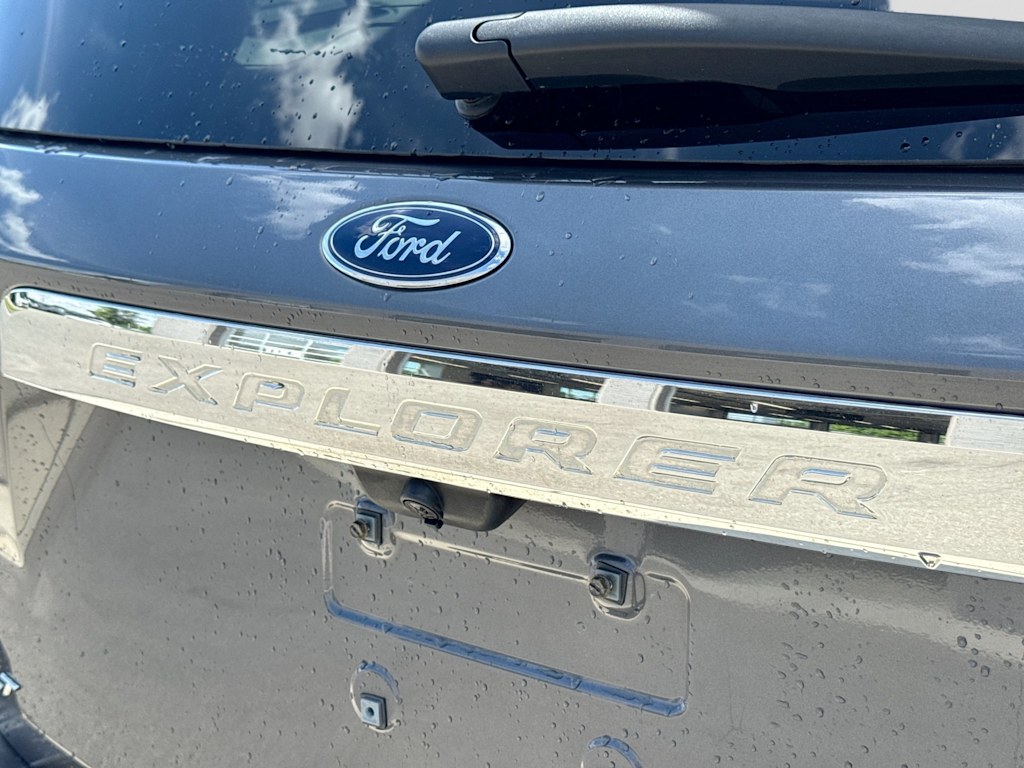Thumbnail: 2022 Ford Explorer - 24