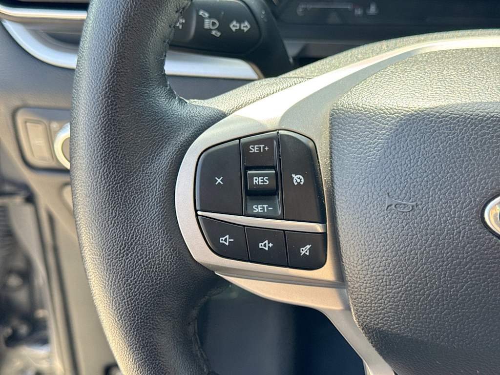 Thumbnail: 2022 Ford Explorer - 29