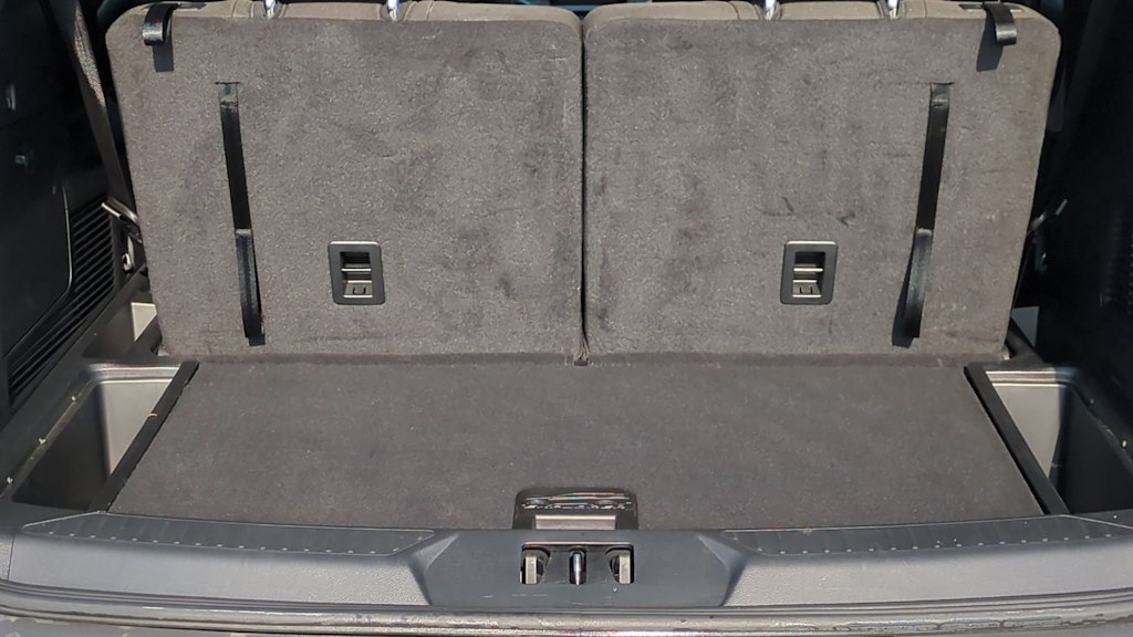 Thumbnail: 2023 Ford Explorer - 16